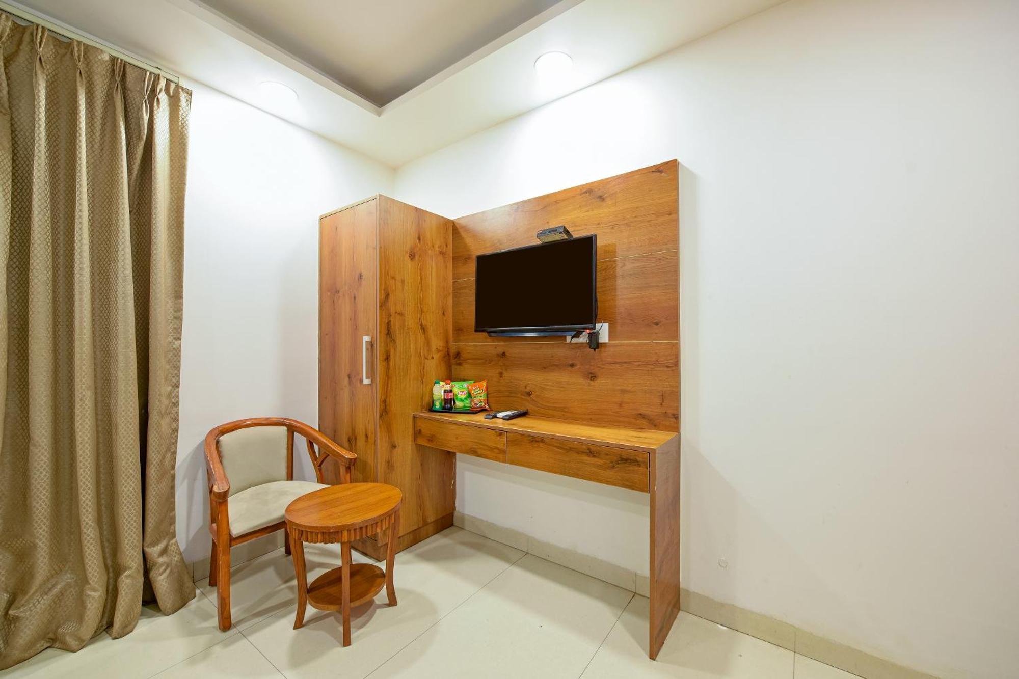 Hotel Grand Qubic Near Delhi Airport นิวเดลี ภายนอก รูปภาพ